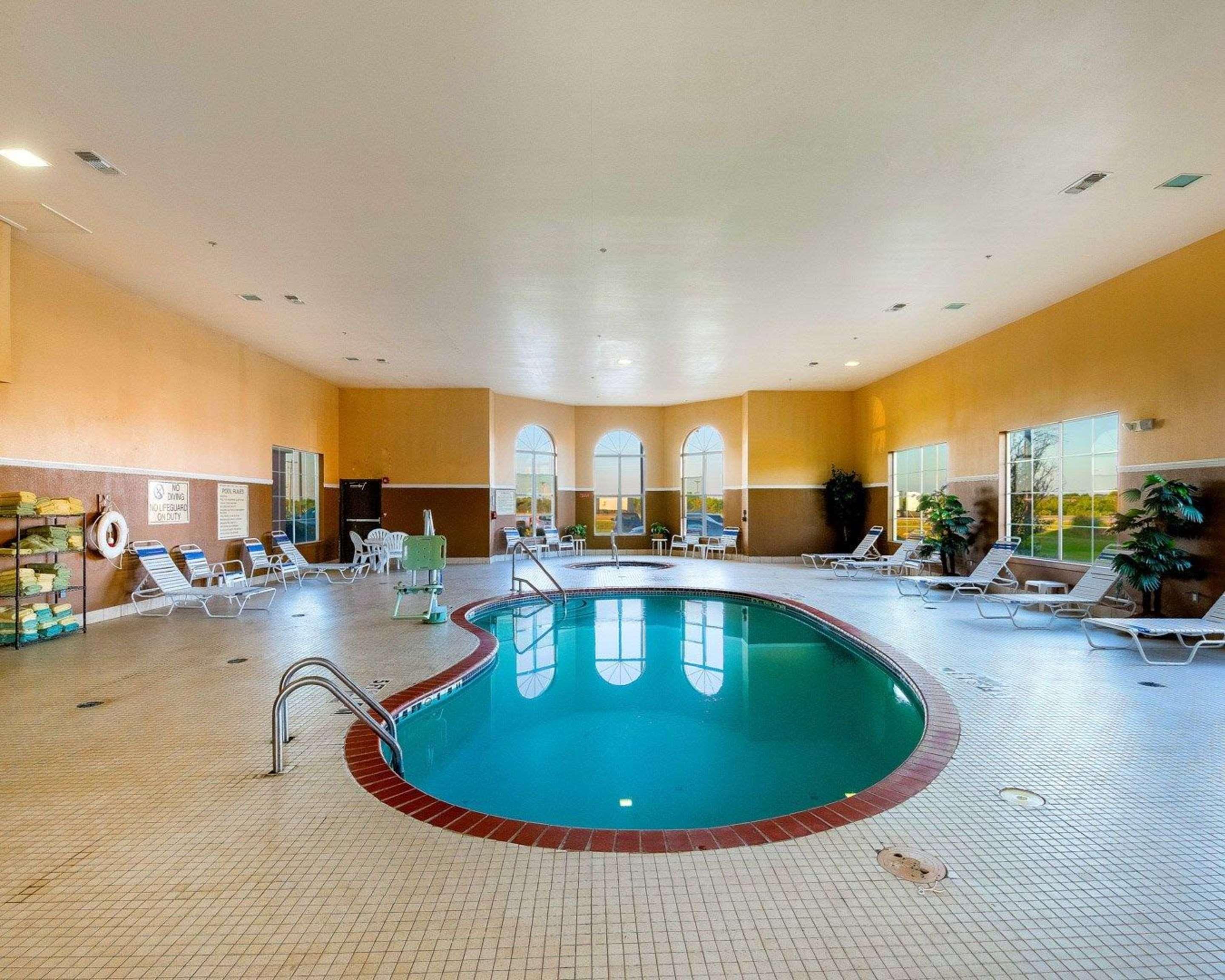 Comfort Suites University Abilene Extérieur photo