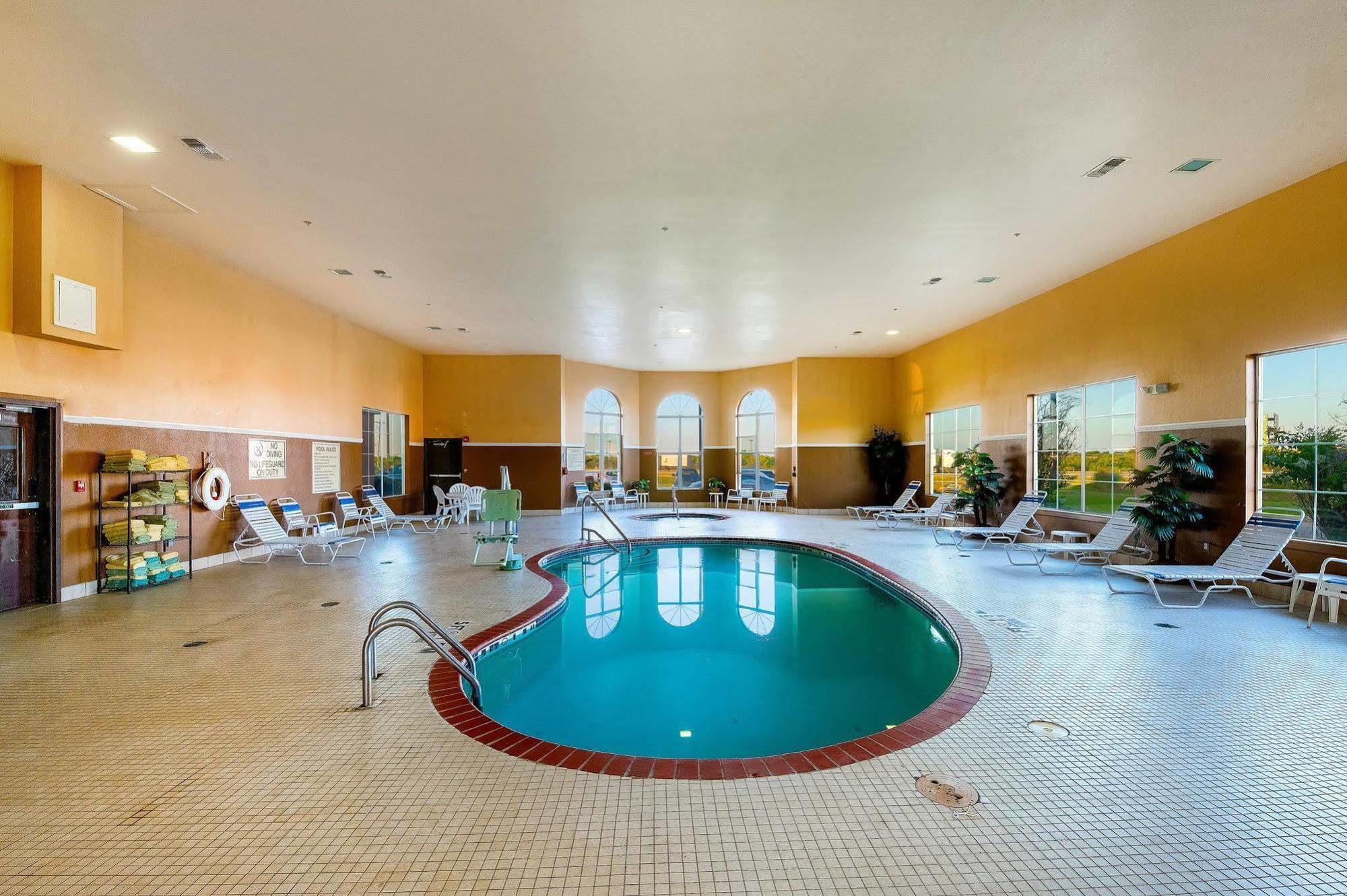 Comfort Suites University Abilene Extérieur photo